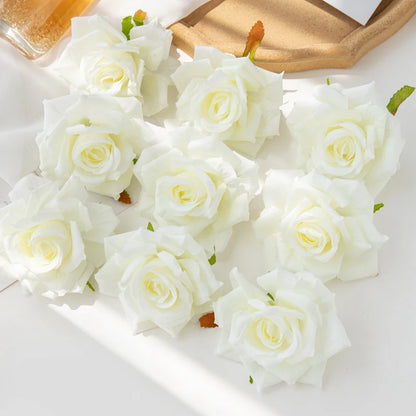 Fleurs artificielles roses en soie avec rendu réaliste