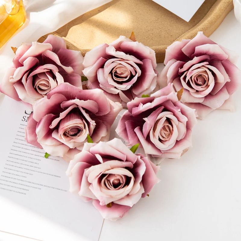 Fleurs artificielles roses en soie avec rendu réaliste