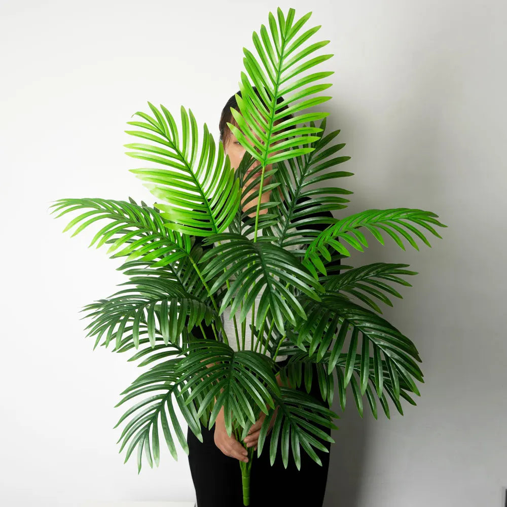 Plante artificielle palmier tropical avec feuillage dense réaliste