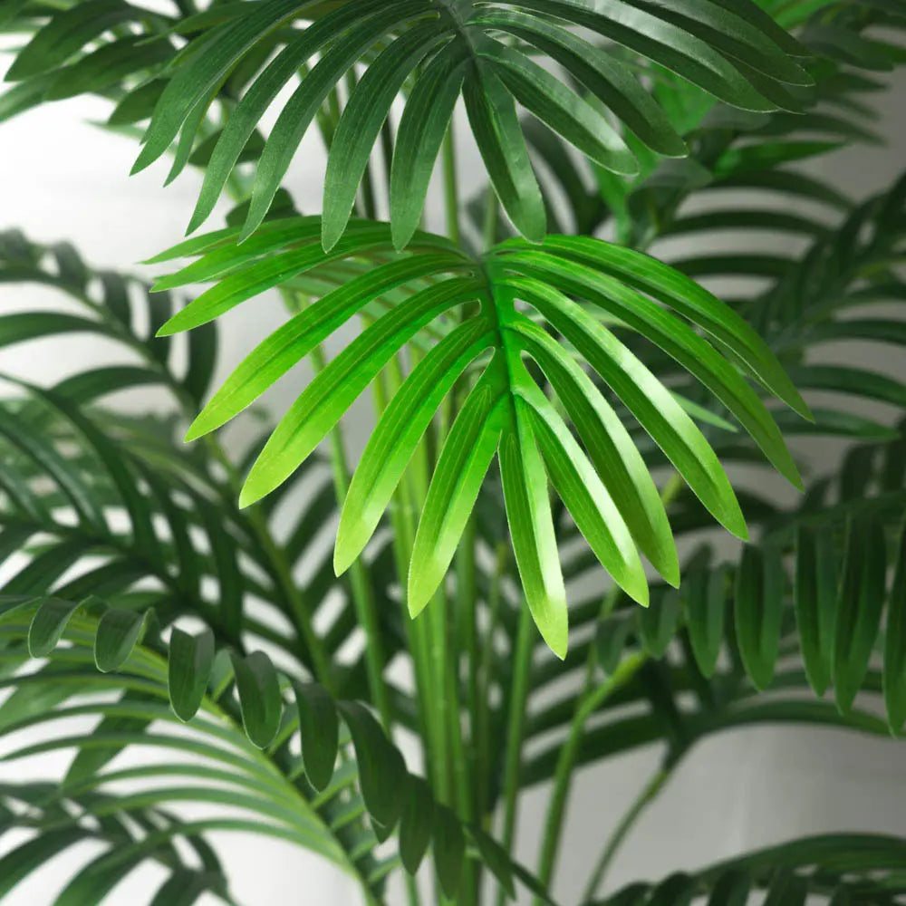 Plante artificielle palmier tropical avec feuillage dense réaliste