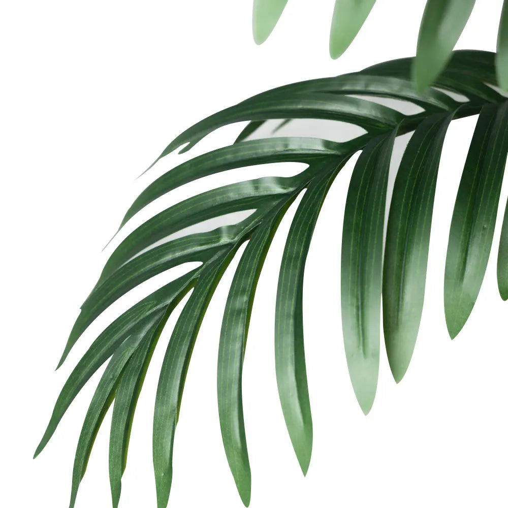 Plante artificielle palmier tropical avec feuillage dense réaliste